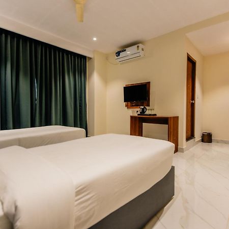No 7 Vista Hotel Bangalore Buitenkant foto